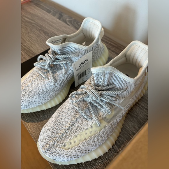 adidas Yeezy Boost 350 V2 Static Reflective EF2367 men’s size 5 White Gray NIB - Picture 3 of 10
